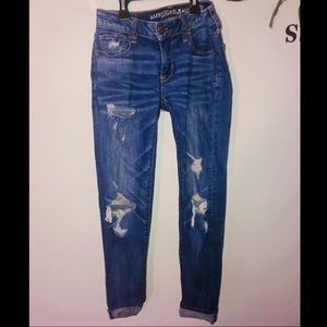Mom/ boyfriend American eagle jeans !!